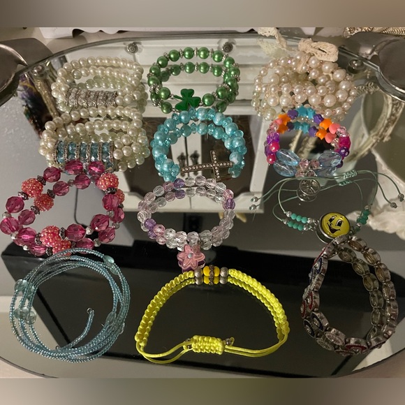 Bracelet Bundle of 12! - Picture 4 of 8